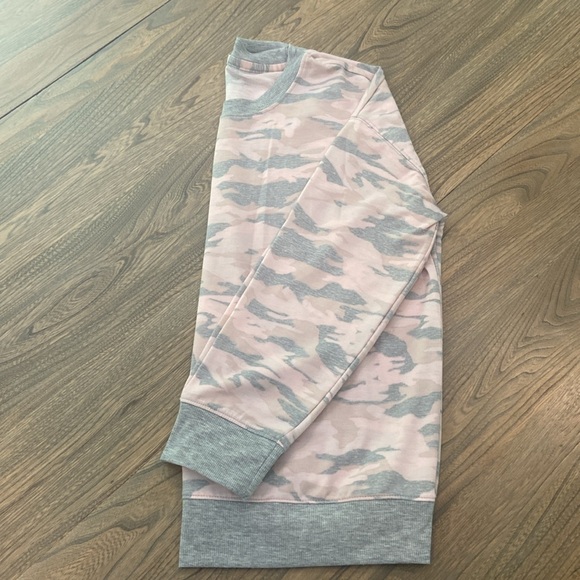 Splendid Crewneck Top & Joggers Set - Picture 3 of 6